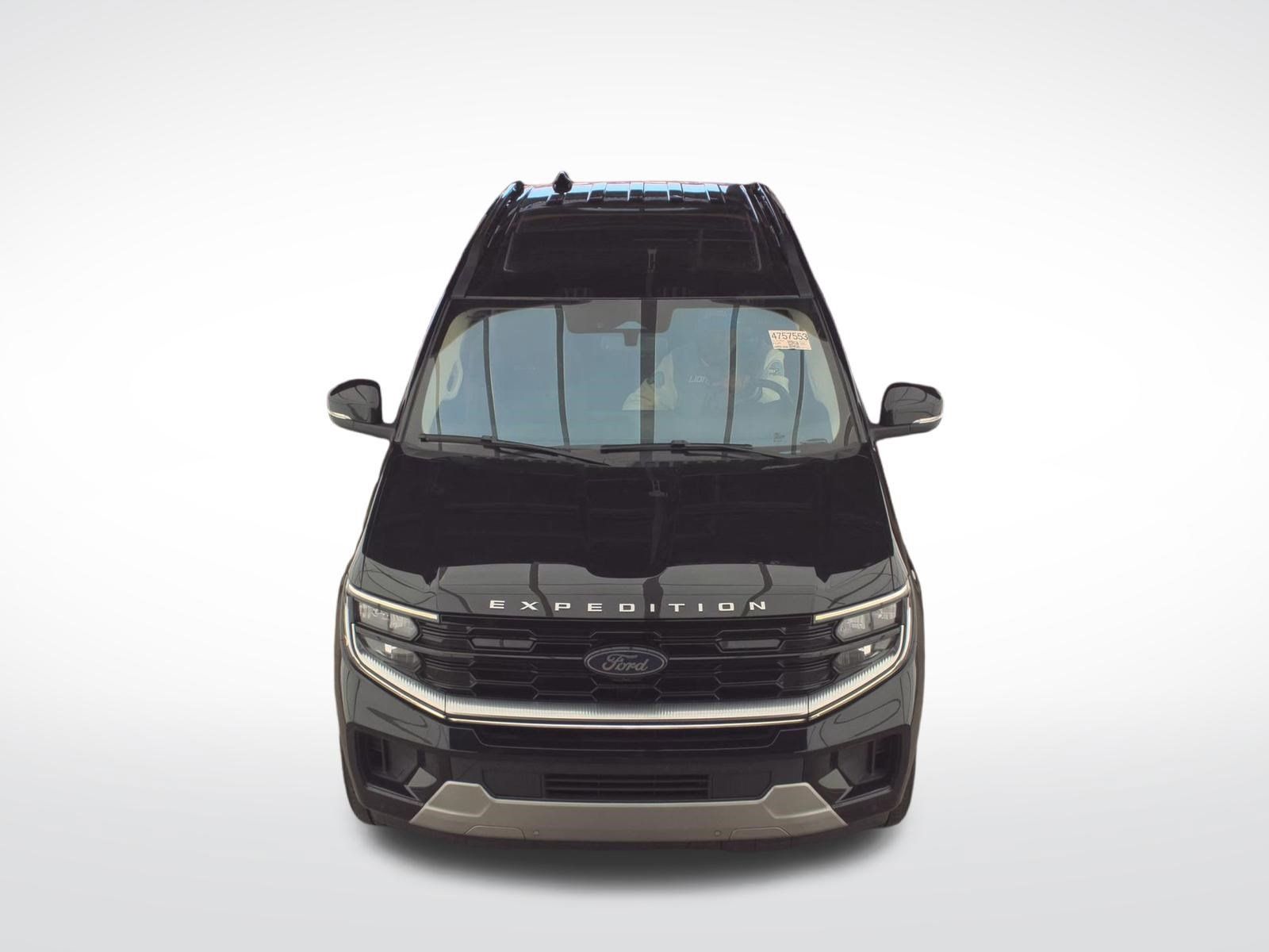 Used 2025 Ford Expedition Platinum AWD/4WD image 2