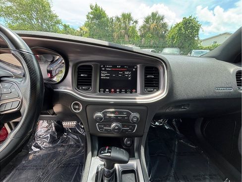 Used 2022 Dodge Charger GT w/ Blacktop Package RWD image 11