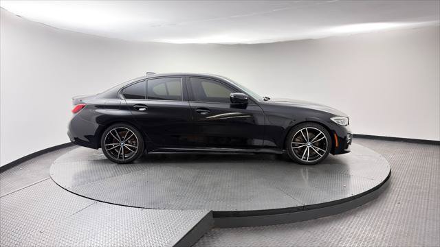 Used 2021 BMW 330i Sedan w/ M Sport Package RWD image 9
