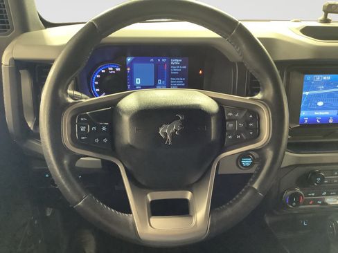 Used 2022 Ford Bronco Black Diamond AWD/4WD image 13