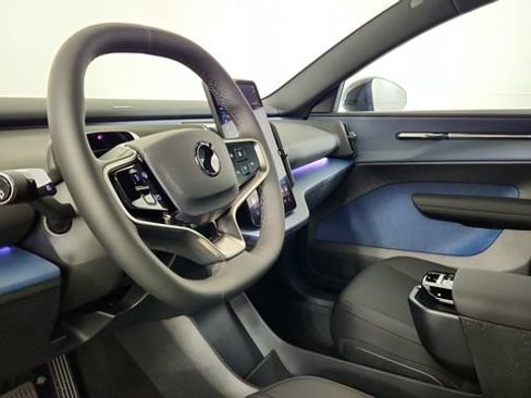 New 2026 Volvo EX30 Plus w/ Protection Package Premier AWD/4WD image 10