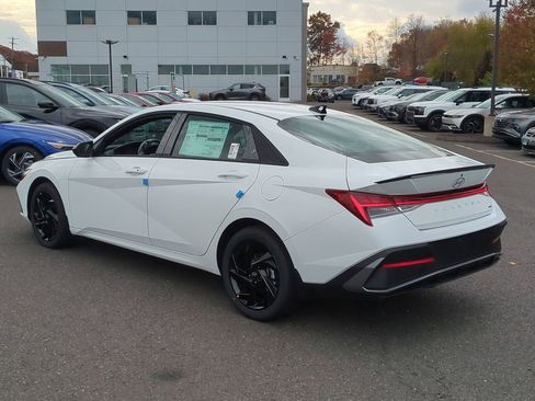 New 2026 Hyundai Elantra Sport FWD image 5