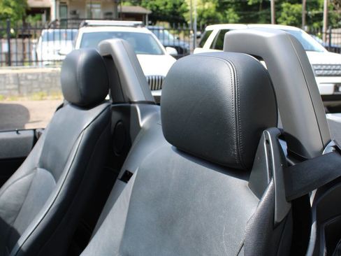 Used 2006 BMW Z4 3.0i RWD image 25