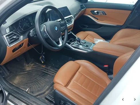 Used 2021 BMW 330i xDrive Sedan w/ Convenience Package AWD/4WD image 2