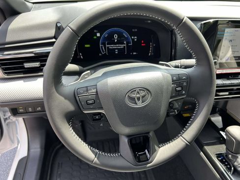 New 2026 Toyota Camry SE FWD image 18