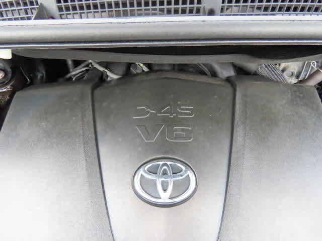 Used 2019 Toyota Sienna XLE Premium FWD image 11