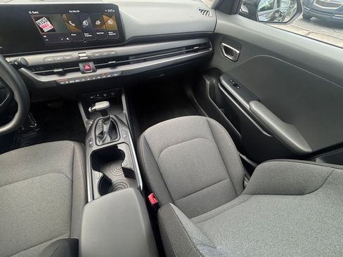Used 2025 Kia K4 FWD image 35