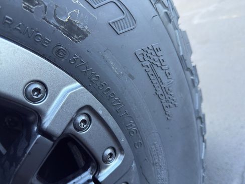 New 2025 Ford Bronco Raptor AWD/4WD image 14
