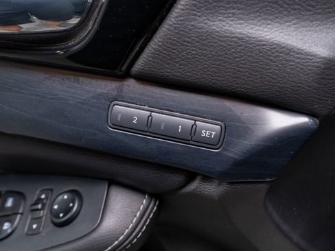 Used 2021 Nissan Maxima Platinum w/ Sport Mat Group FWD image 14