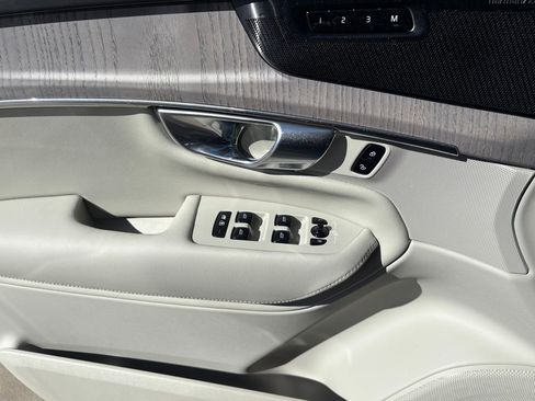 New 2026 Volvo XC90 B6 Ultra w/ Protection Package image 16