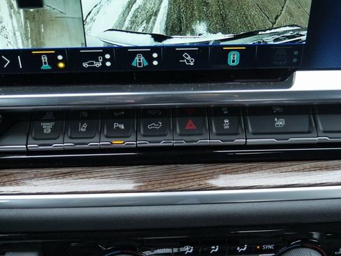 New 2026 Chevrolet Silverado 2500 LT w/ All Star Edition image 18