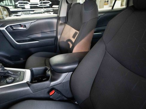 Used 2023 Toyota RAV4 XLE image 10