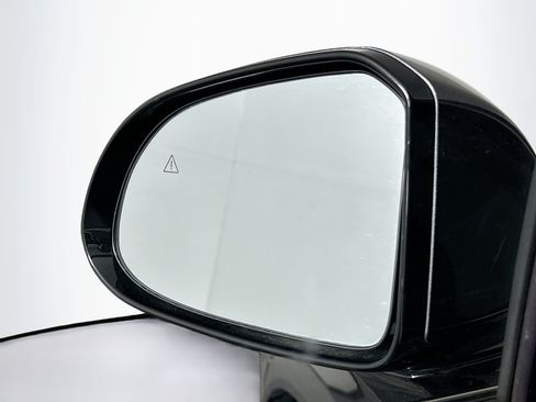 Used 2023 Hyundai Santa Fe SEL AWD/4WD image 16