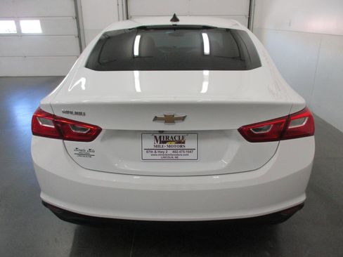 Used 2023 Chevrolet Malibu LS image 5