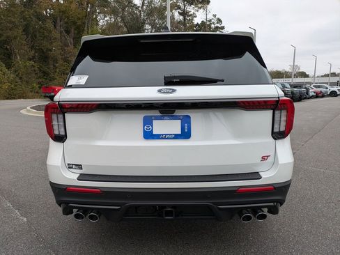 New 2026 Ford Explorer ST w/ Sun And Sound Package image 5