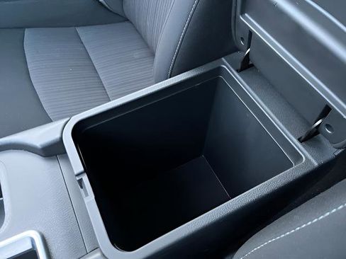 Used 2024 Nissan Sentra SV image 19