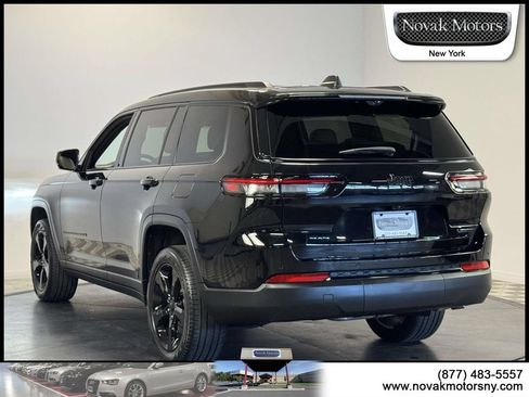 Used 2023 Jeep Grand Cherokee L Limited w/ Luxury Tech Group II AWD/4WD image 6