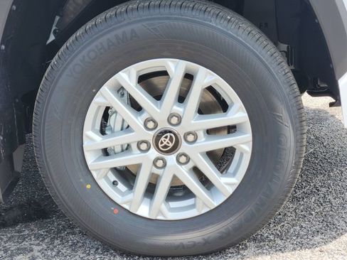 New 2026 Toyota Tundra SR5 AWD/4WD image 9