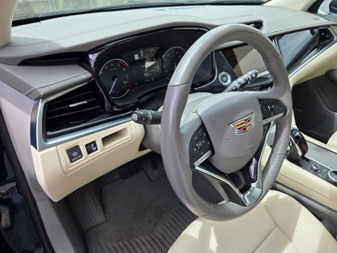 Used 2024 Cadillac XT6 Premium Luxury AWD/4WD image 18