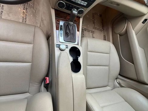 Used 2012 Mercedes-Benz C 250 Sedan w/ Comand Single Disc Pkg image 28