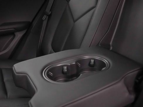 Certified 2026 Porsche Macan AWD/4WD image 18