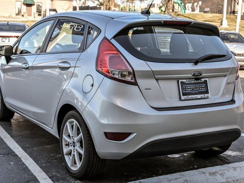 Used 2019 Ford Fiesta SE w/ Equipment Group 201A image 6