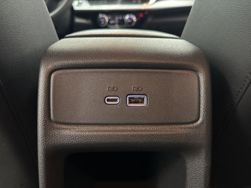 Used 2024 Chevrolet Trax LT image 24