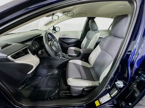 Used 2024 Toyota Corolla LE image 12