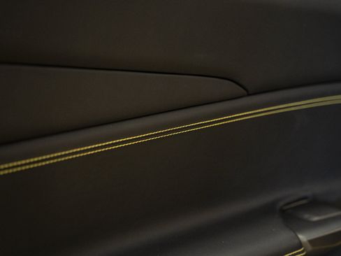 Used 2018 Ferrari 488 Spider RWD image 30