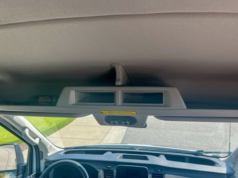 Used 2020 Ford Transit 350 XL image 24