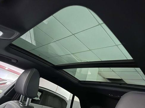 Used 2025 Audi Q8 Premium w/ Convenience Package AWD/4WD image 27