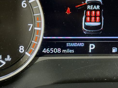 Used 2024 Nissan Pathfinder SV FWD image 19