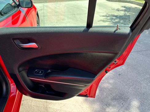 Used 2020 Dodge Charger SXT w/ Leather Interior Group RWD image 13