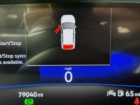 Used 2022 Volkswagen Taos SE image 15