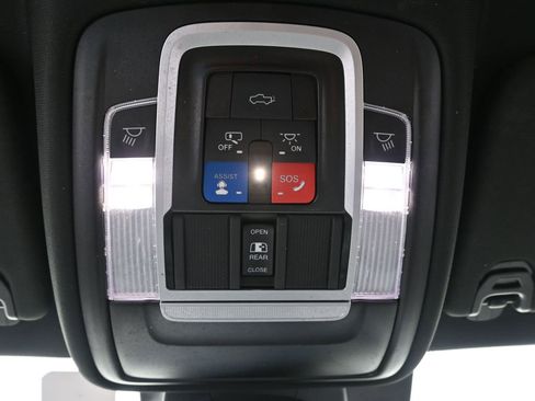 Used 2023 RAM 1500 Laramie image 25