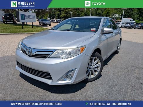 Used 2012 Toyota Camry XLE FWD image 1