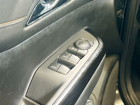 Used 2021 GMC Acadia AT4 w/ Technology Package AWD/4WD image 18