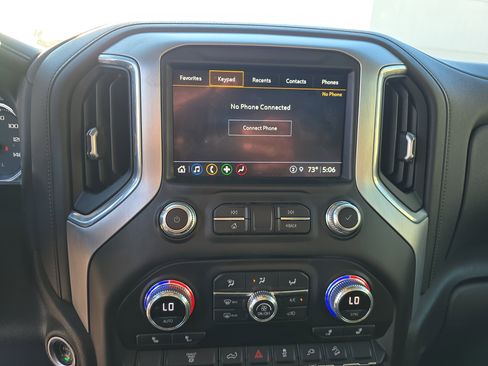 Used 2022 GMC Sierra 2500 SLT w/ X31 Off-Road Package image 22