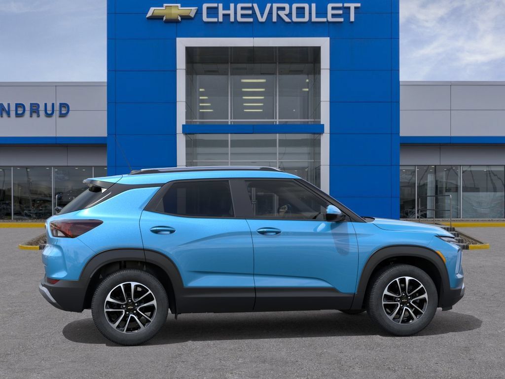New 2026 Chevrolet TrailBlazer LT w/ LT Cold Weather Package AWD/4WD image 5