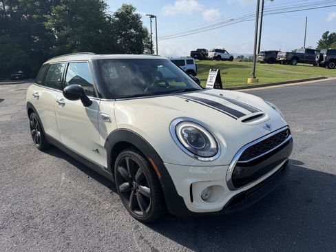 Used 2017 MINI Cooper Clubman S AWD/4WD image 7