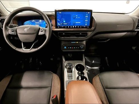 Used 2025 Ford Bronco Sport Outer Banks w/ Outer Banks Tech Package+ AWD/4WD image 19