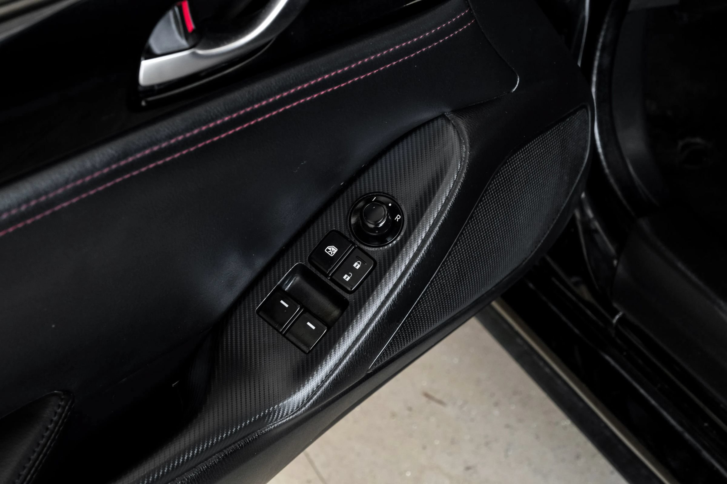Used 2016 MAZDA MX-5 Miata Club RWD image 36
