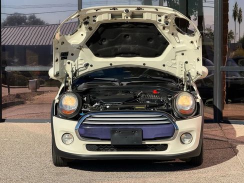 Used 2015 MINI Cooper 2-Door Hardtop image 22