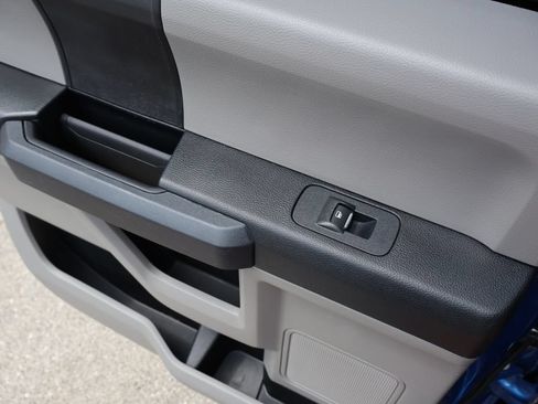 Used 2018 Ford F150 XL w/ Equipment Group 101A Mid AWD/4WD image 12
