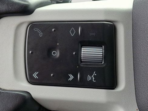 Used 2022 Land Rover Defender 110 S AWD/4WD image 23