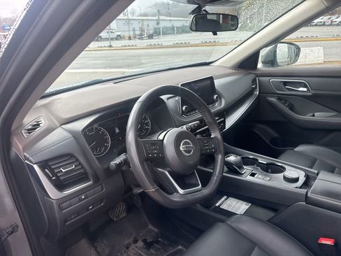 Used 2021 Nissan Rogue SV w/ Premium Package image 13