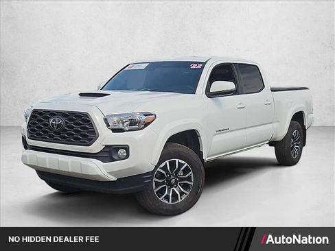 Certified 2022 Toyota Tacoma TRD Sport RWD image 1