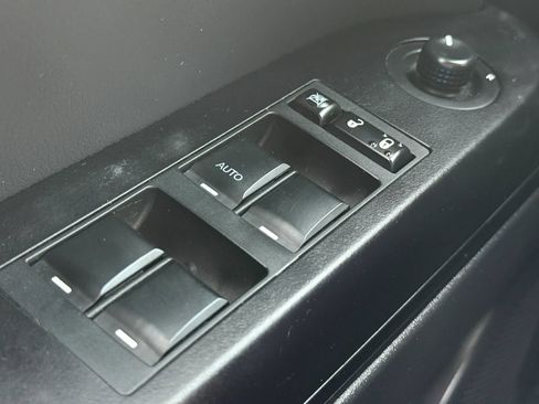 Used 2017 Jeep Patriot High Altitude AWD/4WD image 23