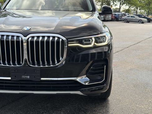 Used 2022 BMW X7 xDrive40i w/ Premium Package AWD/4WD image 9
