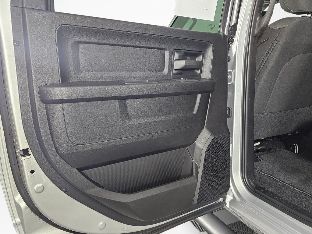 New 2026 RAM 3500 Tradesman AWD/4WD image 30